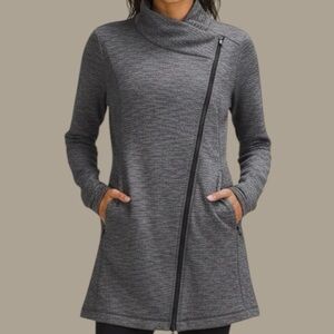 Athleta Gray Asymmetrical Zip Jacket Sz L